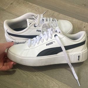 Puma Sneakers. white.